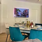 Βίλα Luxury Olga
