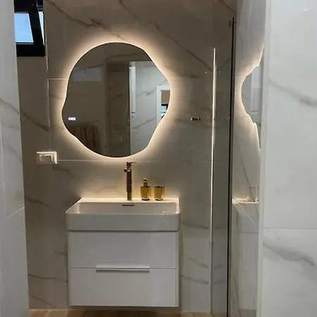 Luxury Olga *